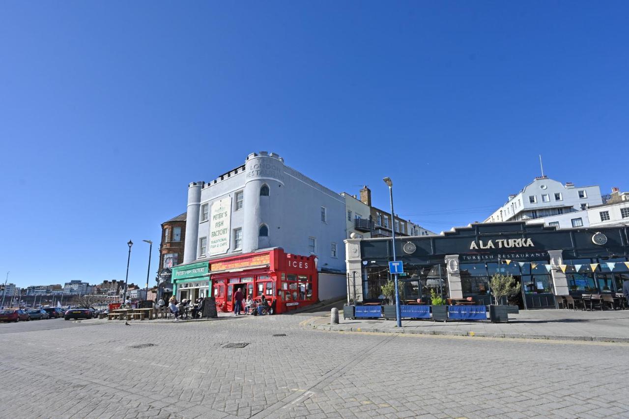 Spacious Designer 2Br Executive Apt, Near Beach & Marina, Central Location Ramsgate Exterior foto