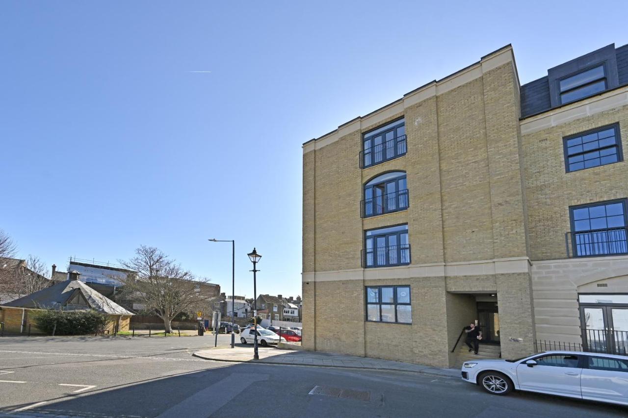 Spacious Designer 2Br Executive Apt, Near Beach & Marina, Central Location Ramsgate Exterior foto
